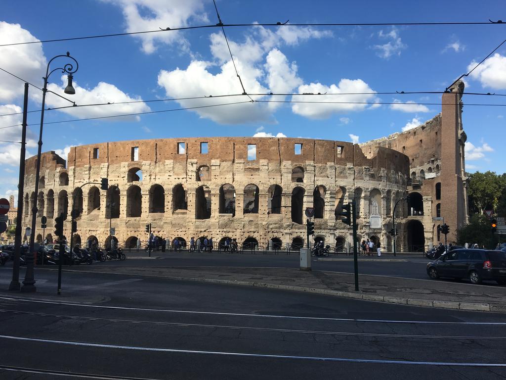 Delightful Apartment 100 Meters From The Colosseum Extérieur photo